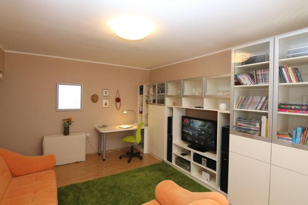 Fast Friend - Cozy Apartment In The Center With Private Garage Ριέκα Εξωτερικό φωτογραφία