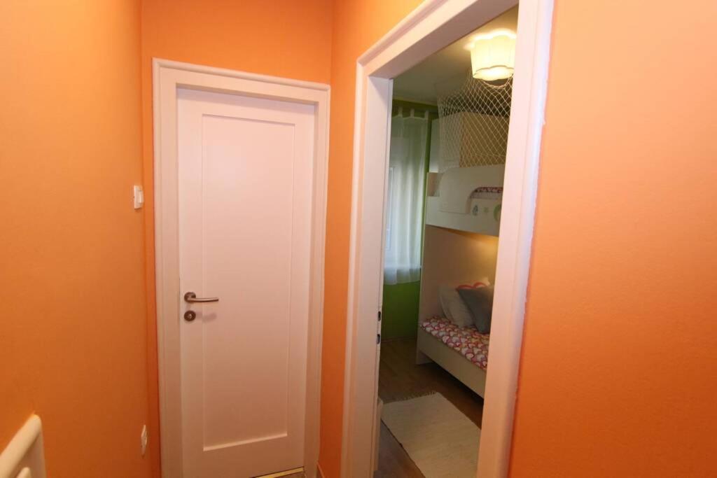 Fast Friend - Cozy Apartment In The Center With Private Garage Ριέκα Εξωτερικό φωτογραφία